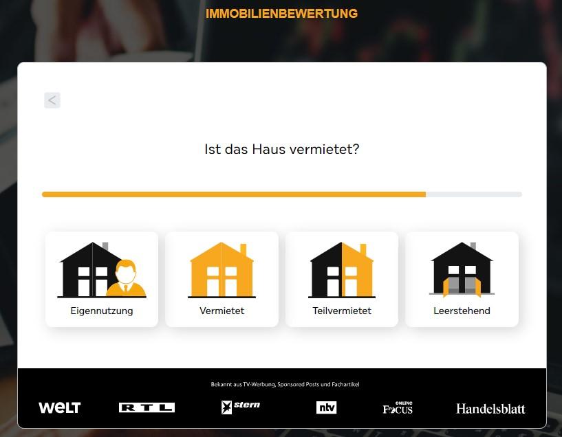 06-tool-immobilienbewertung-immobilienmakler-fragt-ob-die-immobilie-das-haus-vermietet