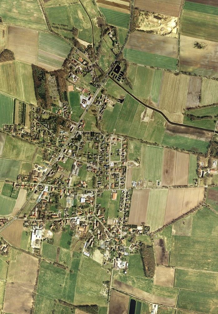 Panoramablick über Alfstedt – Rathaus, Maschsee und Skyline