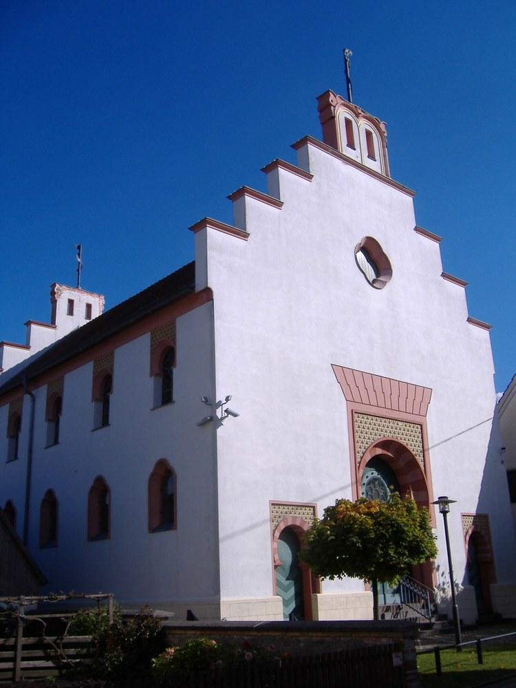 Panoramablick über Binswangen – Rathaus, Maschsee und Skyline
