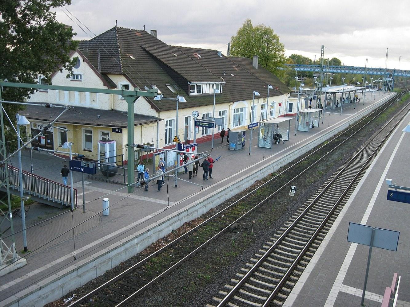 Panoramablick über Buchholz in der Nordheide – Rathaus, Maschsee und Skyline