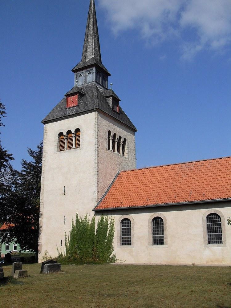 Panoramablick über Denkte – Rathaus, Maschsee und Skyline