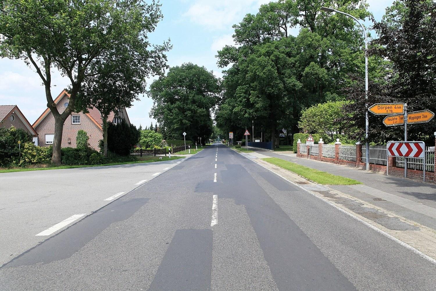 Panoramablick über Dörpen – Rathaus und Landschaft