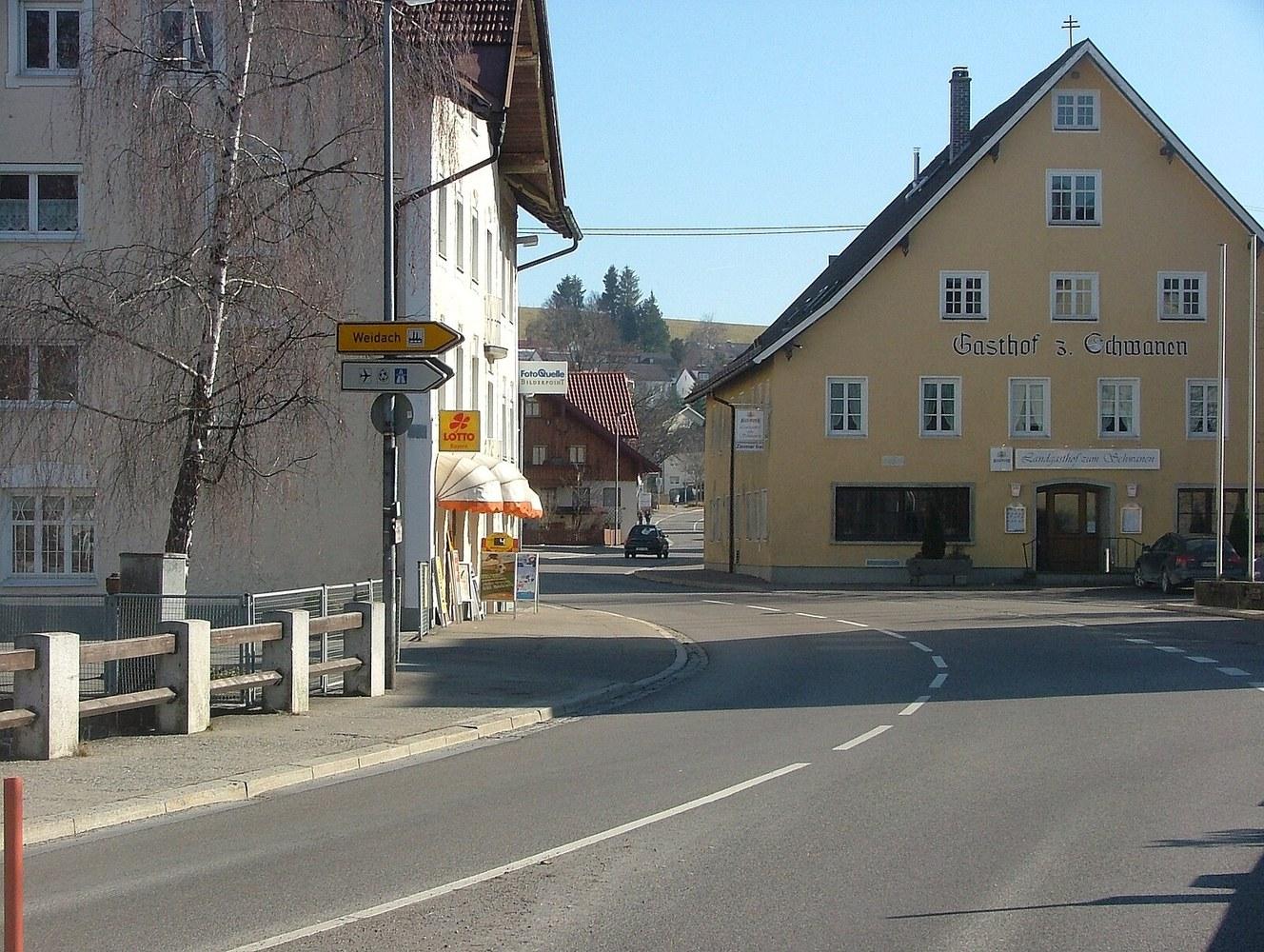 Panoramablick über Durach – Rathaus, Maschsee und Skyline