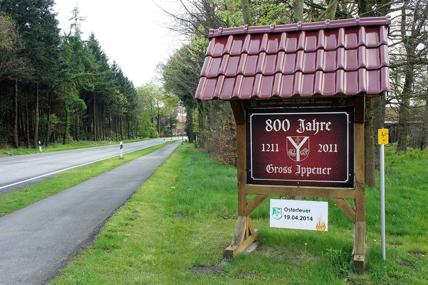 Panoramablick über Groß Ippener – Rathaus, Maschsee und Skyline