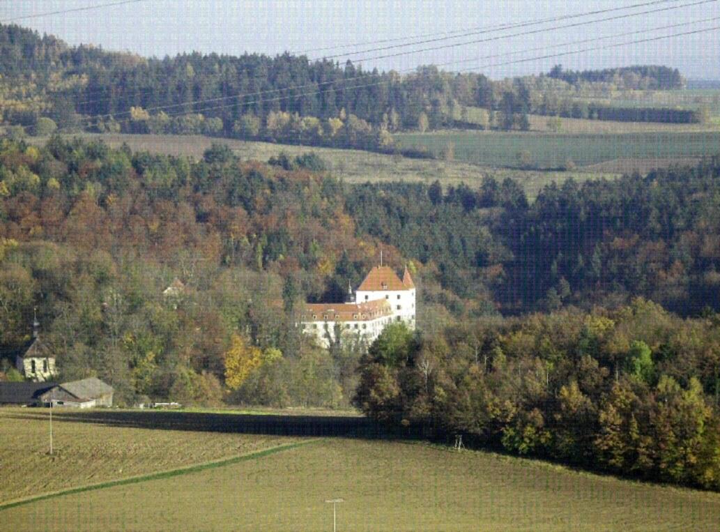 Panoramablick über Guttenberg – Rathaus, Maschsee und Skyline