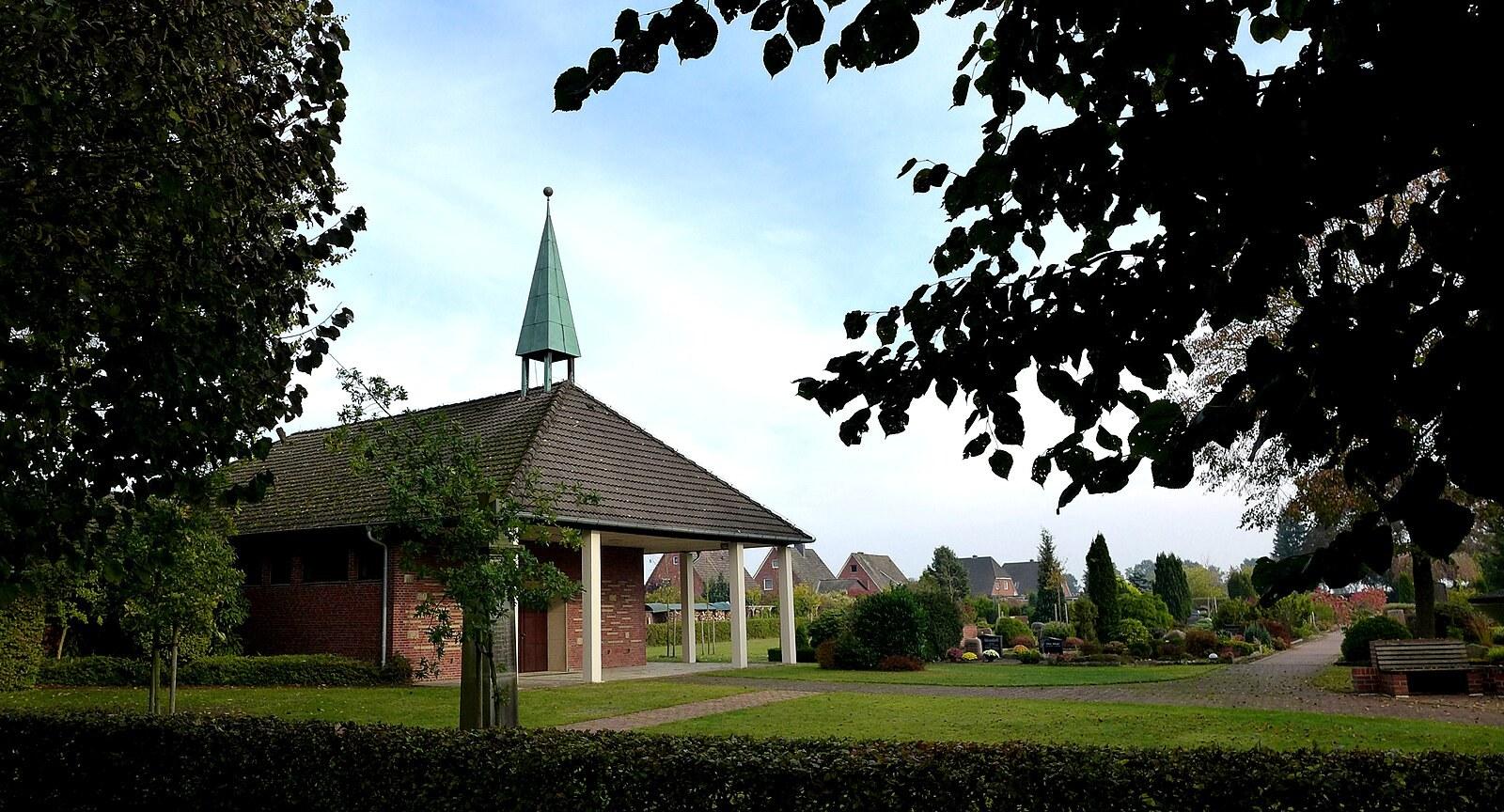 Panoramablick über Hemslingen – Rathaus und umliegende Natur
