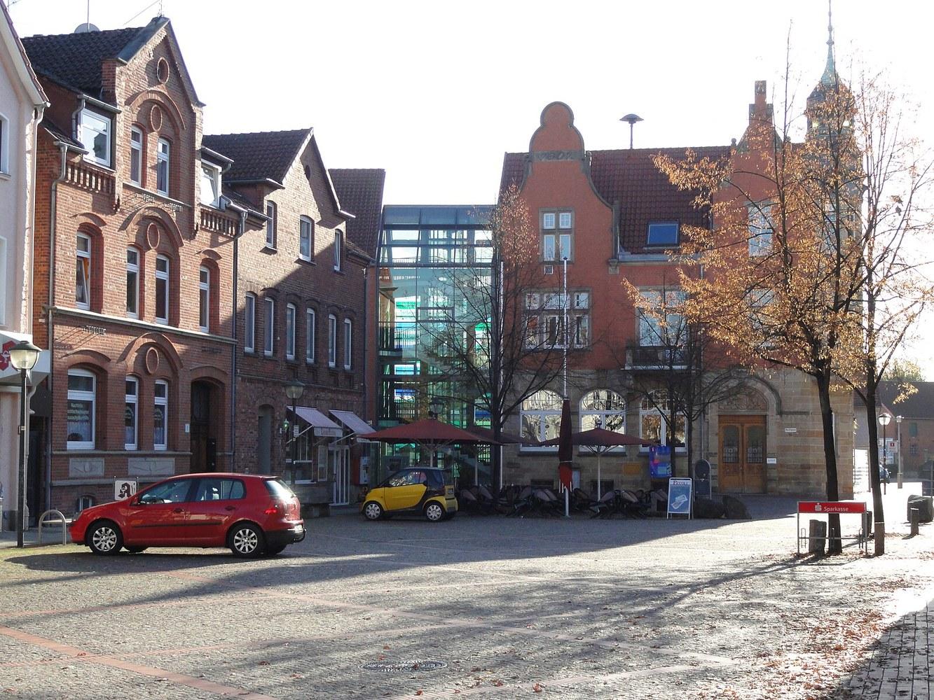 Panoramablick über Hessisch Oldendorf – Rathaus und Umgebung