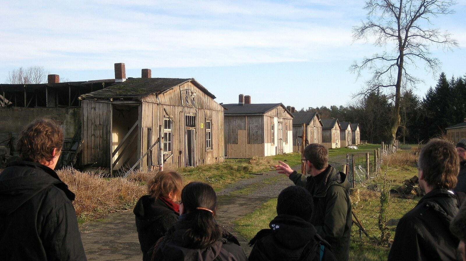 Panoramablick über Sandbostel – Rathaus, Maschsee und Skyline