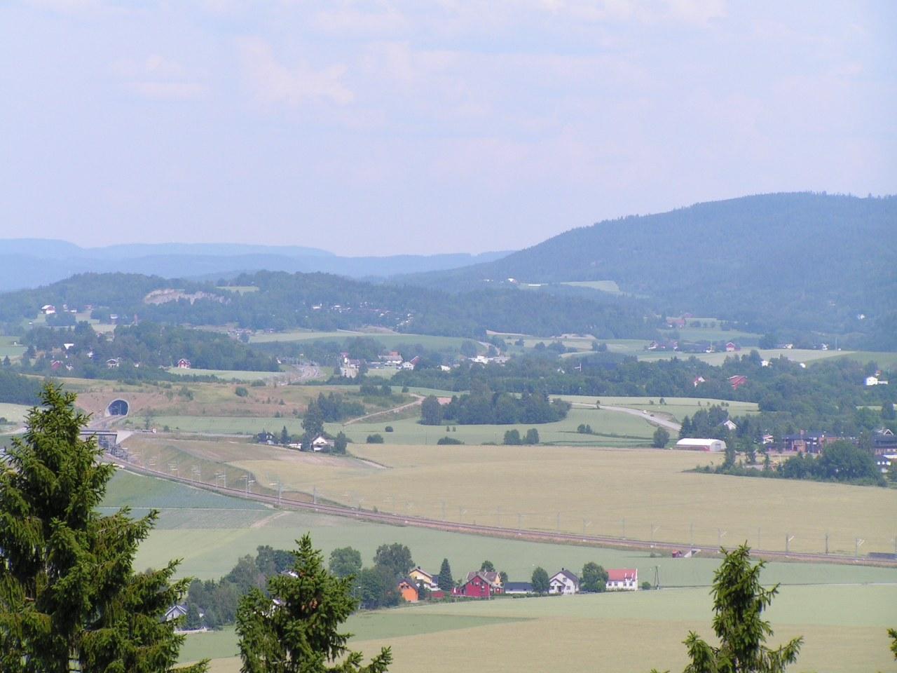 Panoramablick über Sande – Rathaus, Maschsee und Skyline