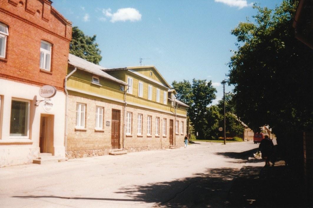 Panoramablick über Seeburg – Rathaus, Maschsee und Skyline