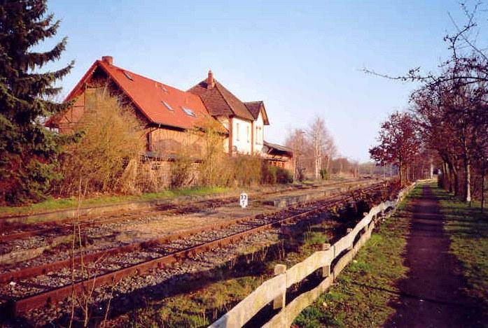 Panoramablick über Uchte – Rathaus, Maschsee und Skyline