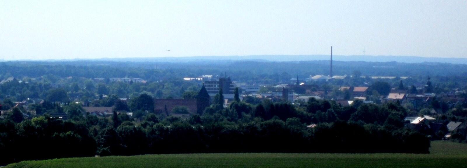 Panoramablick über Vechta – Rathaus und Stadtlandschaft