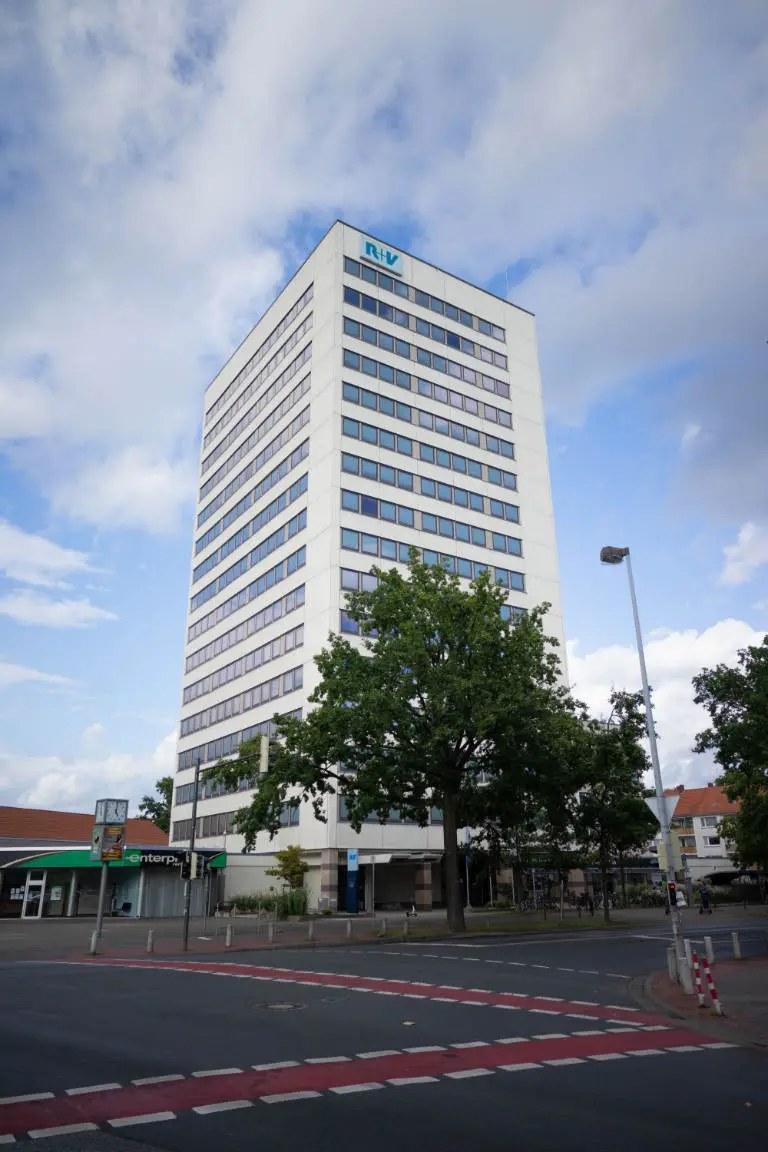 Das Hochhaus der R+V Versicherung in Hannover