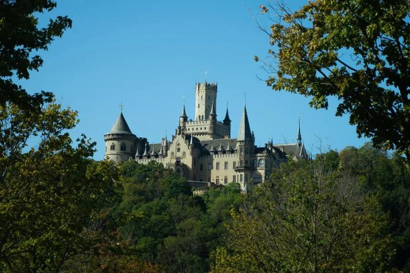 Das Schloss Marienburg in der Umgebung von Hannover