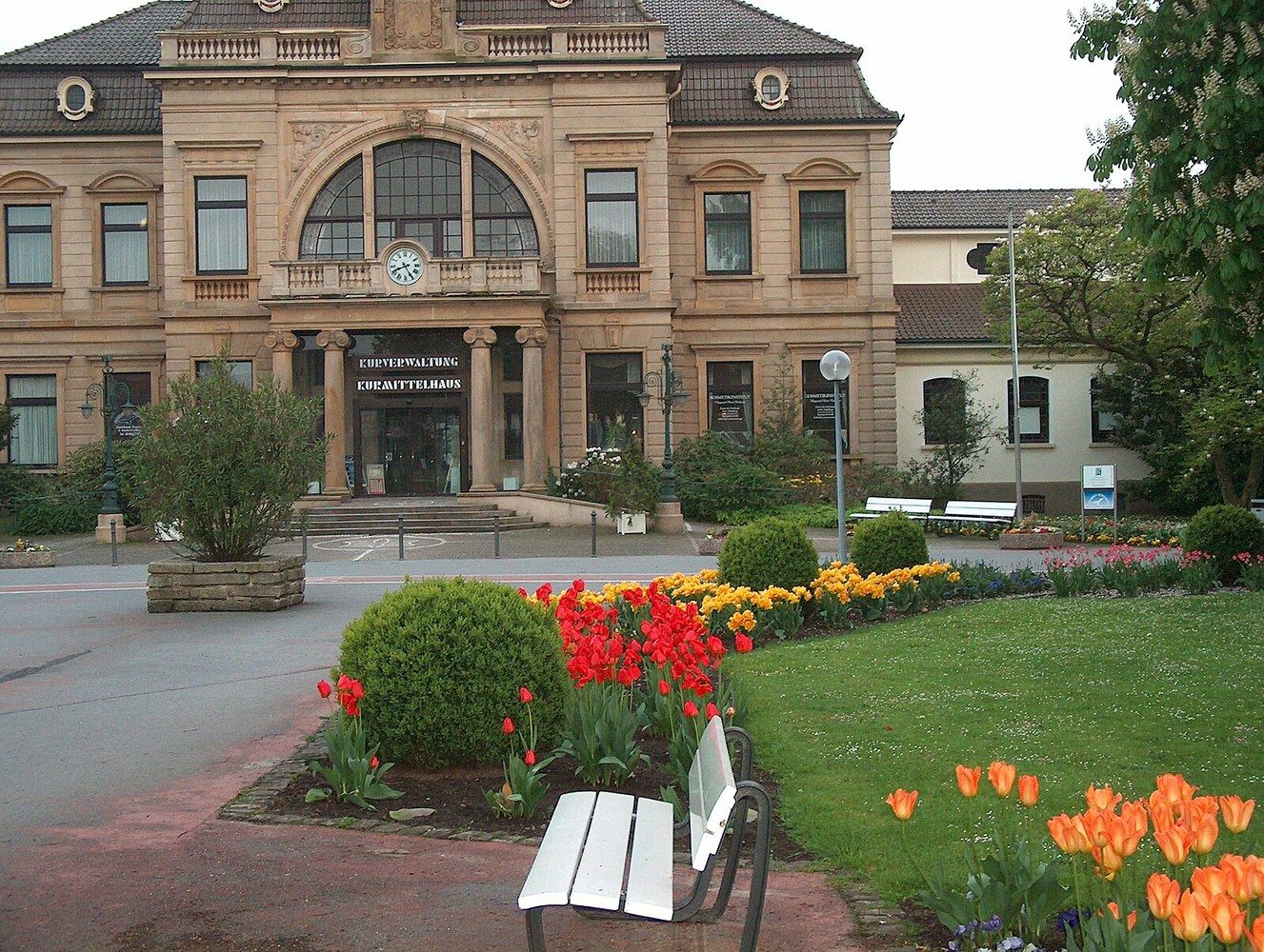 Panoramablick über Bad Rothenfelde – Rathaus und Landschaft