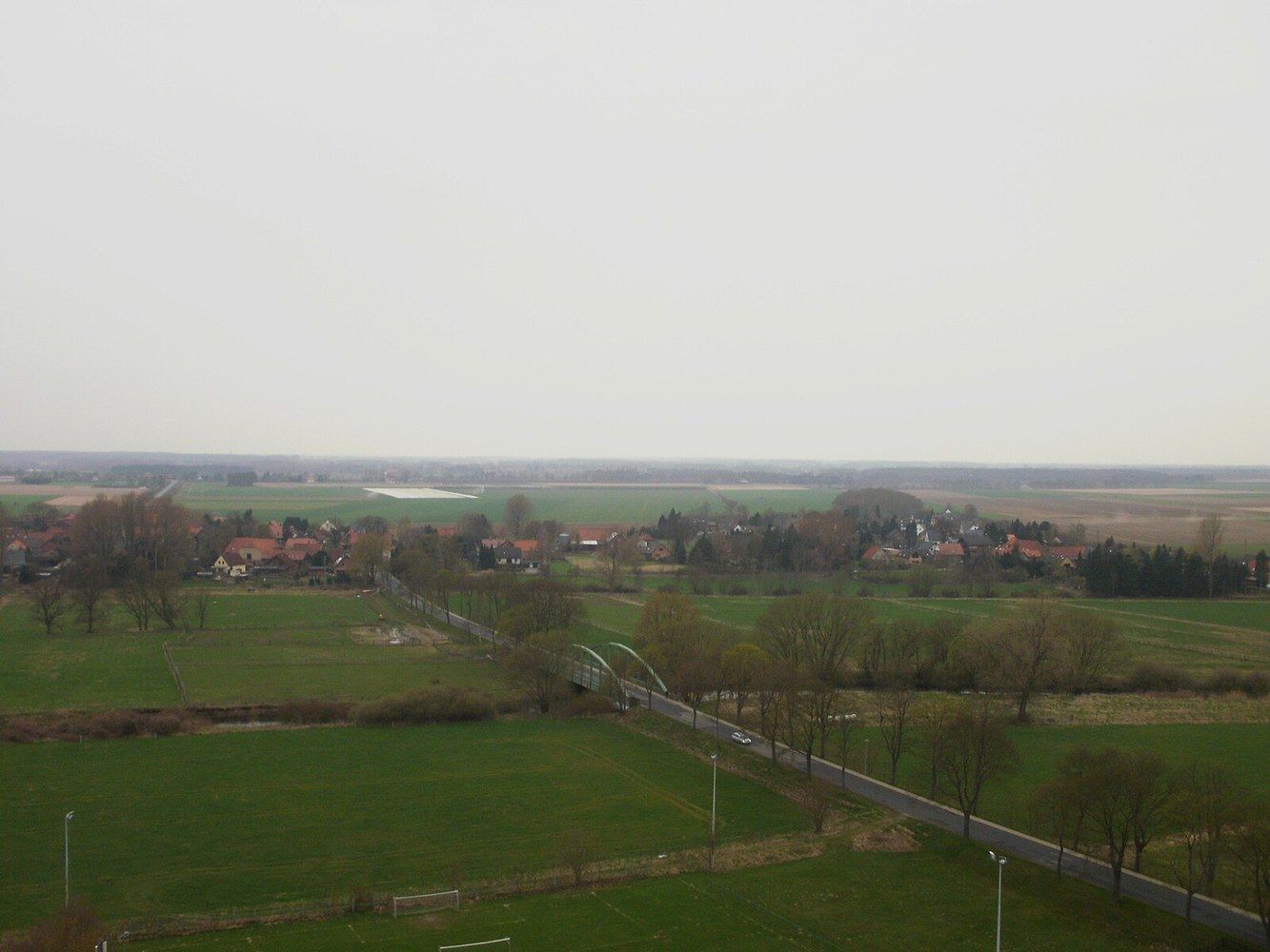 Panoramablick über Didderse – Rathaus, Maschsee und Skyline