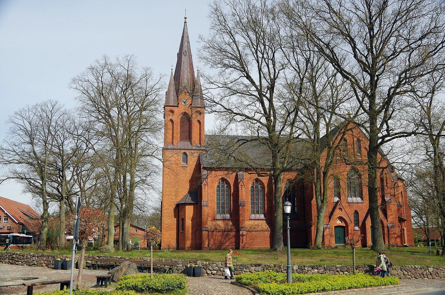 Panoramablick über Hanstedt – Rathaus und Naturlandschaft