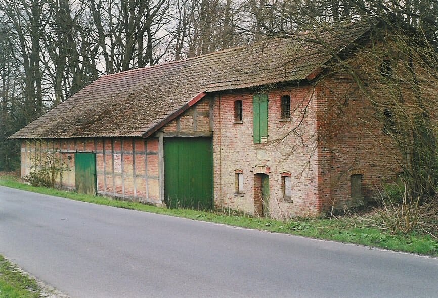Panoramablick über Hemsloh – Rathaus, Maschsee und Skyline