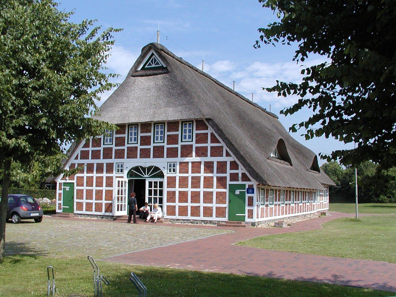Panoramablick über Lamstedt – Rathaus und Umgebung
