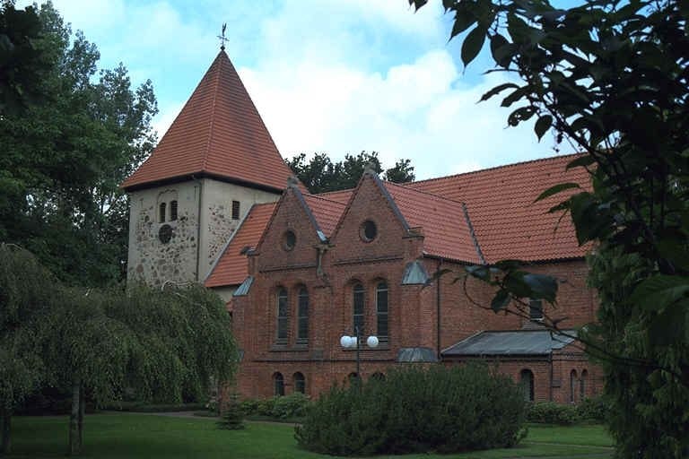 Panoramablick über Mellinghausen – Rathaus und Umgebung