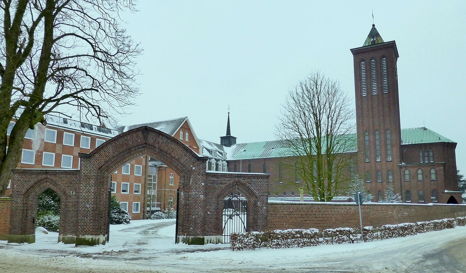 Panoramablick über Thuine – Rathaus und Natur