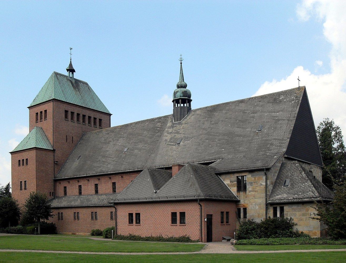 Panoramablick über Wietmarschen – Rathaus und Natur