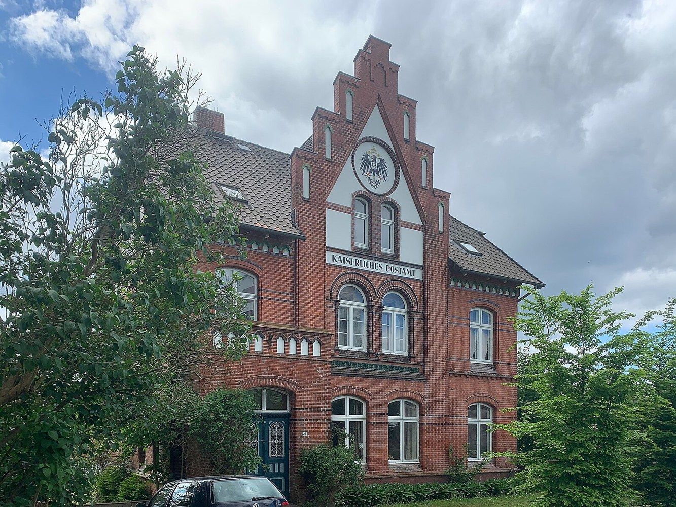 Panoramablick über Wulfsen – Rathaus und Natur