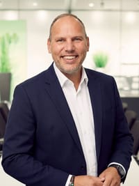 Herr Oliver Martin