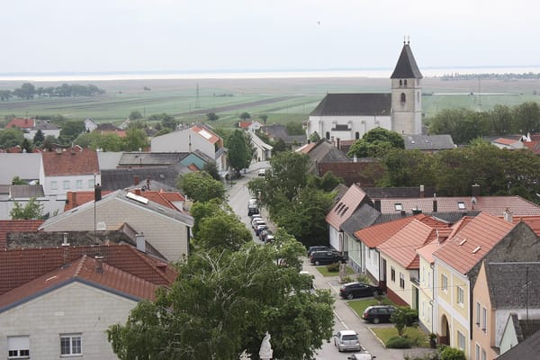 Breitenbrunn – Wikimedia Commons (Wikidata P18)