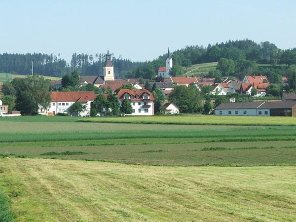 Bruckberg – Wikimedia Commons (Wikidata P18)