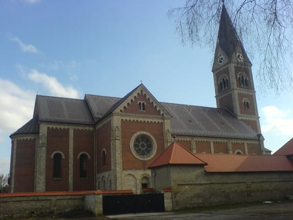 Fridolfing – Wikimedia Commons (Wikidata P18)