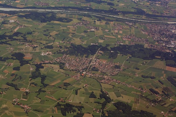 Großkarolinenfeld – Wikimedia Commons (Wikidata P18)
