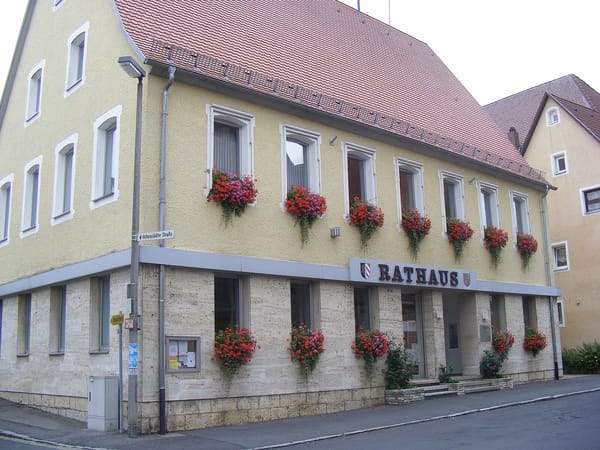 Happurg – Wikimedia Commons (Wikidata P18)
