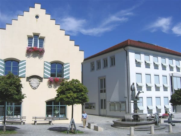Holzkirchen – Wikimedia Commons (Wikidata P18)