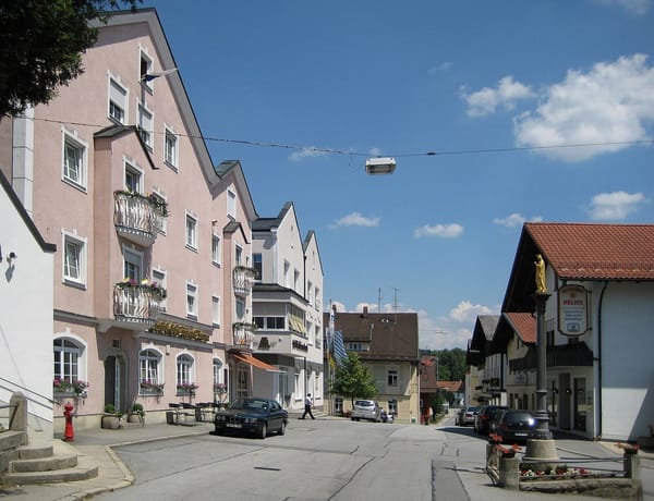 Hutthurm – Wikimedia Commons (Wikidata P18)
