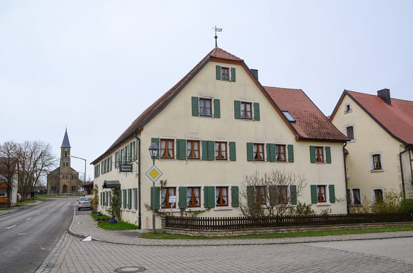 Insingen – Wikimedia Commons (Wikidata P18)