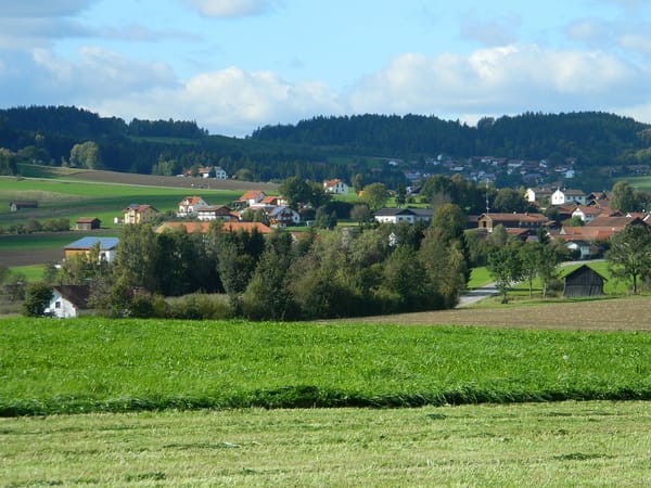 Konzell – Wikimedia Commons (Wikidata P18)