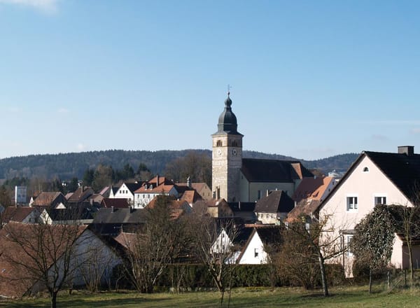 Lauterhofen – Wikimedia Commons (Wikidata P18)