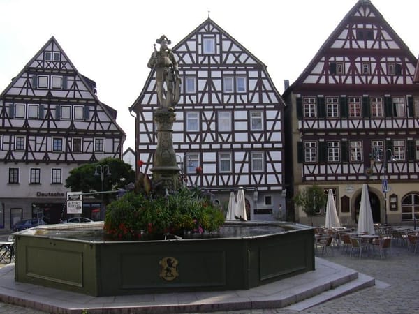 Leonberg – Wikimedia Commons (Wikidata P18)