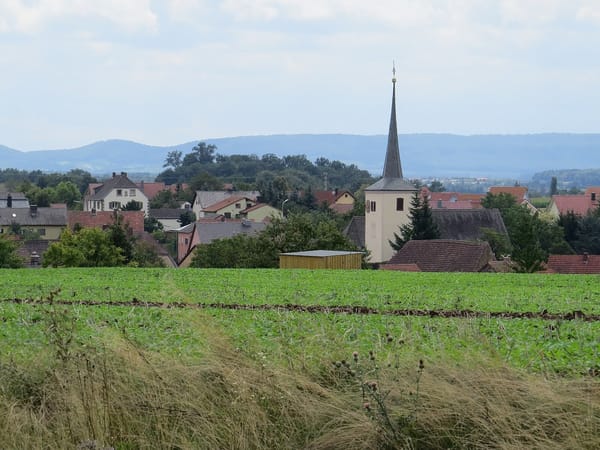 Lülsfeld – Wikimedia Commons (Wikidata P18)