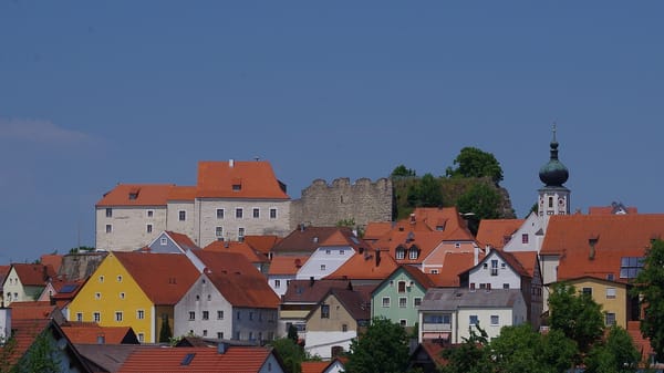 Lupburg – Wikimedia Commons (Wikidata P18)