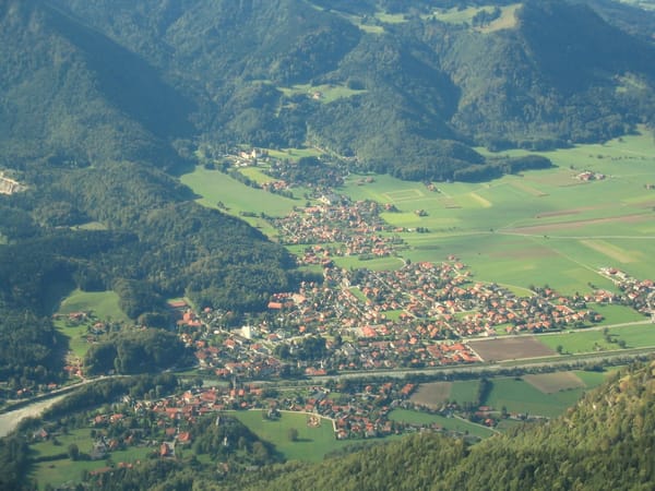Marquartstein – Wikimedia Commons (Wikidata P18)