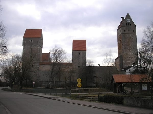 Nassenfels – Wikimedia Commons (Wikidata P18)