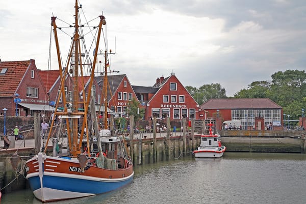 Neuharlingersiel – Wikimedia Commons (Wikidata P18)