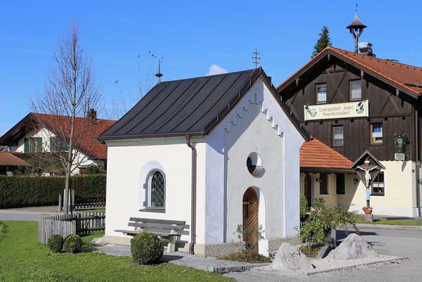 Raubling – Wikimedia Commons (Wikidata P18)