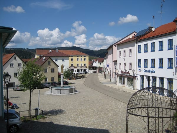 Ruhmannsfelden – Wikimedia Commons (Wikidata P18)