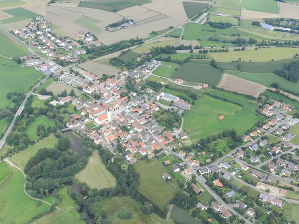 Schwarzhofen – Wikimedia Commons (Wikidata P18)
