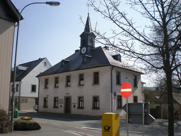 Sparneck – Wikimedia Commons (Wikidata P18)