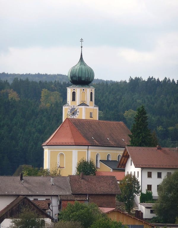 Stallwang – Wikimedia Commons (Wikidata P18)