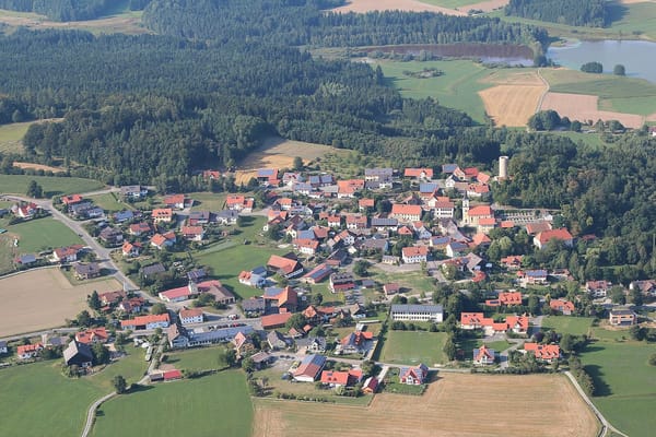 Thanstein – Wikimedia Commons (Wikidata P18)